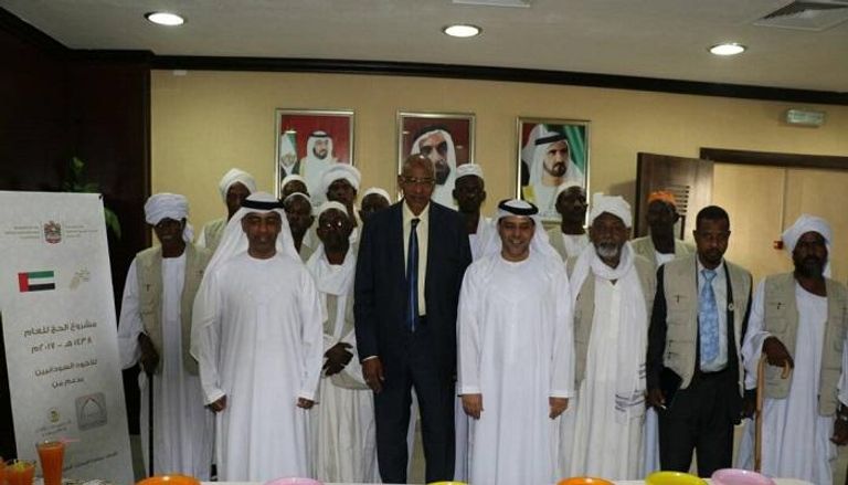 وداع وفد الحجاج السودانيين المبتعثين من قبل مؤسسة "زايد الخيرية"