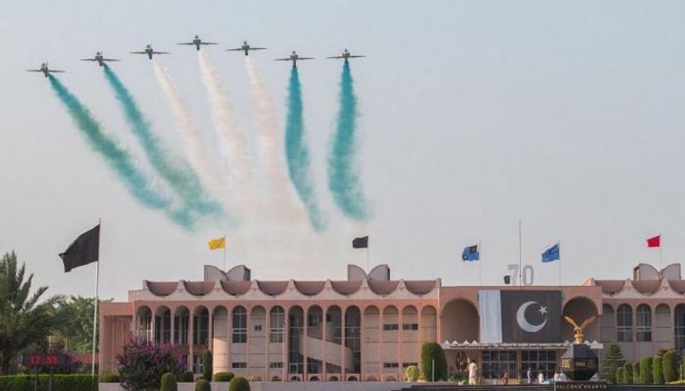 طائرات القوات الجوية الملكية السعودية في سماء إسلام آباد