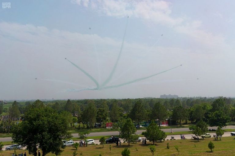 طائرات القوات الجوية الملكية السعودية في سماء إسلام آباد