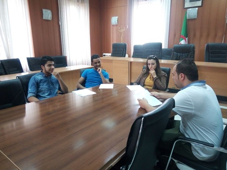 الشابة الجزائرية سهيلة يحياوي