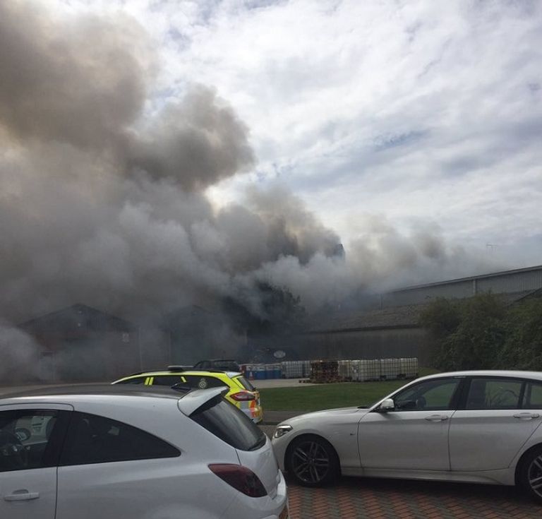 حريق في إحدى حظائر الطائرات بمطار ساوثند