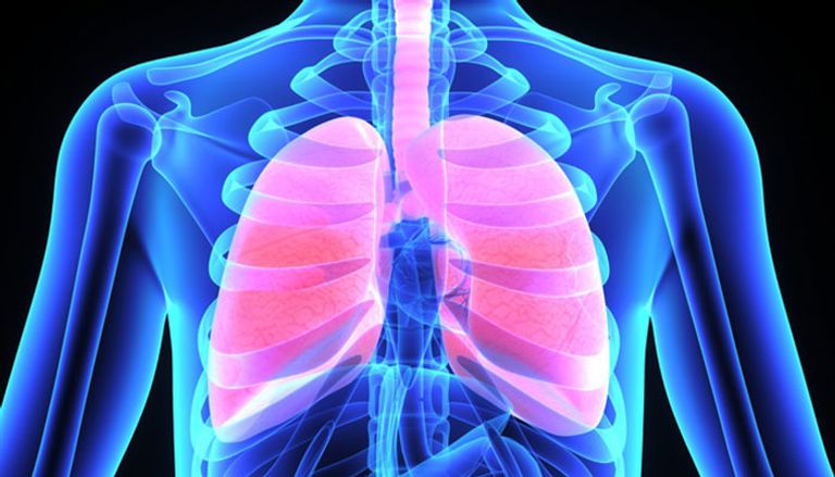 أمراض يمكن التعرف عليها من لون اللسان