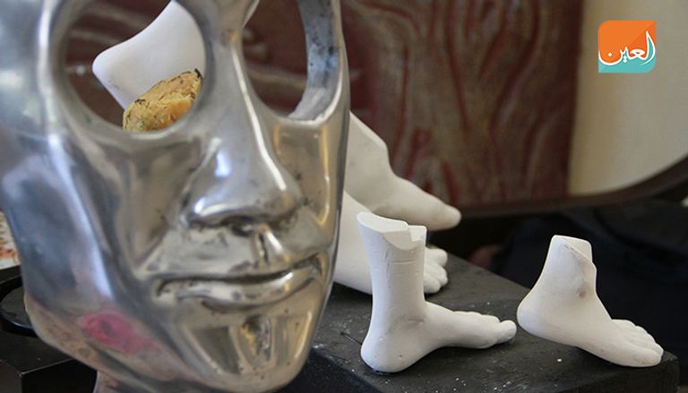 شمع العسل يجسد معاناة الفلسطينيين في غزة‎