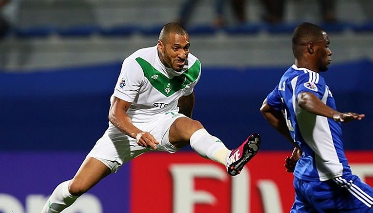 سيموس تألق مع أهلي جدة عمر السومة