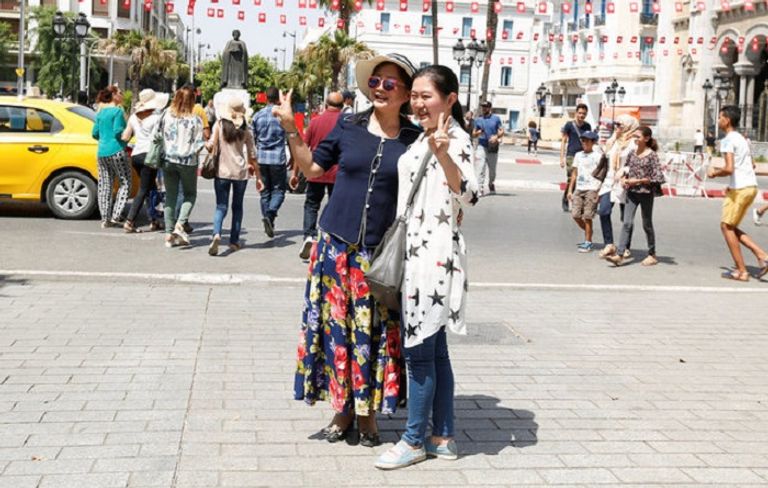 سياح فى تونس