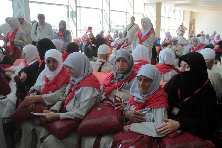 الحجاج الأتراك يتجهون إلى مكة