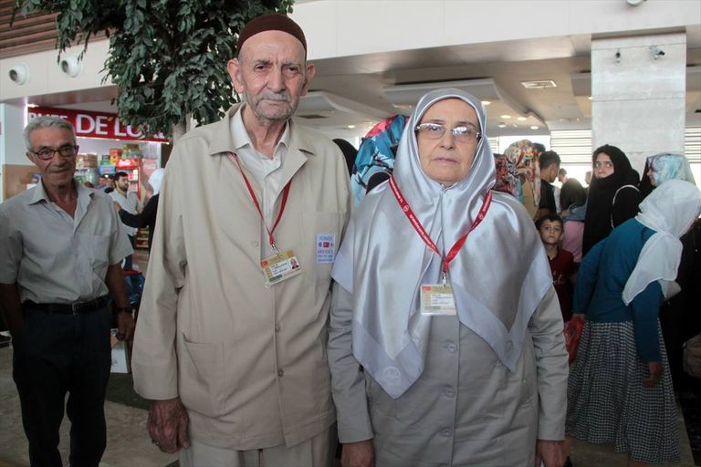 الحجاج الأتراك يتجهون إلى مكة