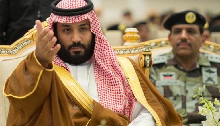 الأمير محمد بن سلمان يعطي إشارة البدء للعرض العسكري