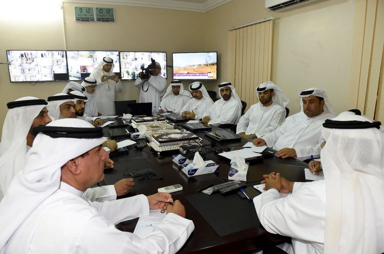 جانب من جلسة بعثة الحج