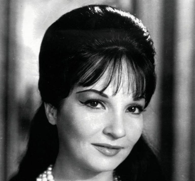 الفنانة الكبيرة شادية