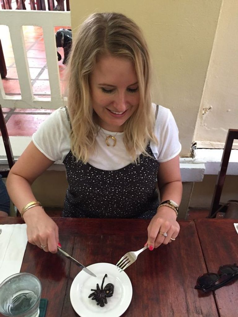 ميرور تنشر أغرب 14 أكلة في رحلات صحفييها