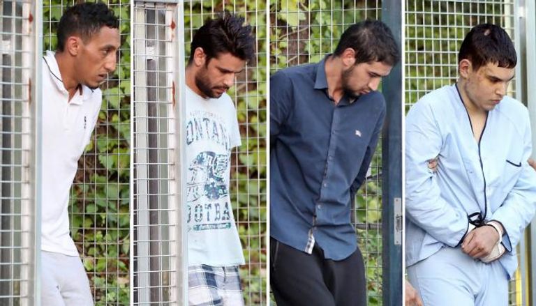 الإسبان يتضامنون مع ضحايا برشلونة - أرشيفية