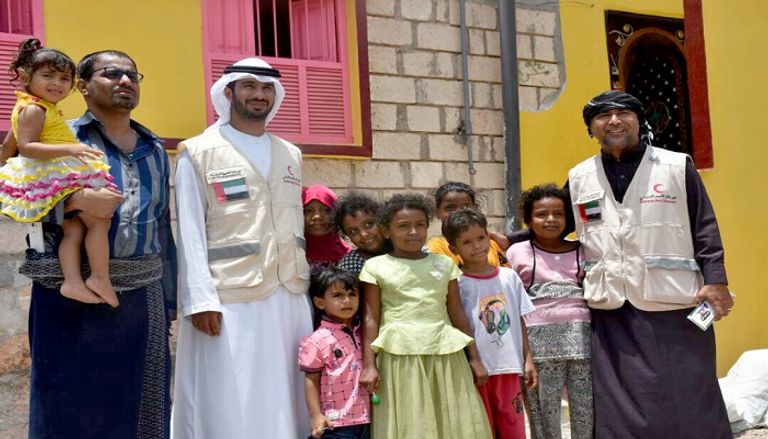 "الهلال الأحمر الإماراتي" تدشن حملة "وصية زايد بأهل اليمن" في حضرموت
