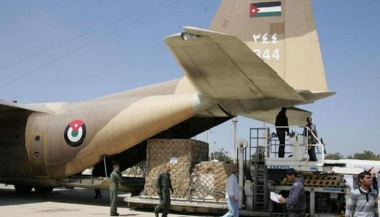وصول طائرة مساعدات أردنية إلى اليمن