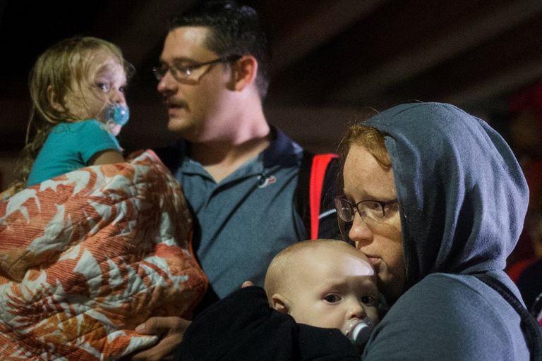 الفارون من إعصار هارفي