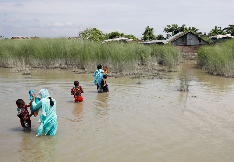الفيضانات تغرق نيبال