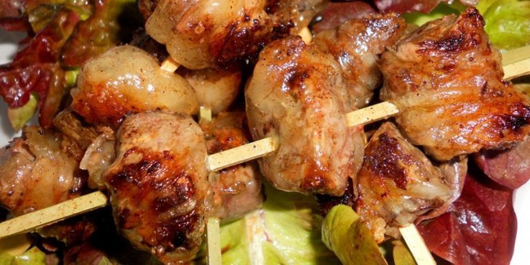 "البَكْبُوكة" "العُصْبان" "البولْفَافْ" أكلات الجزائريين في عيد الأضحى