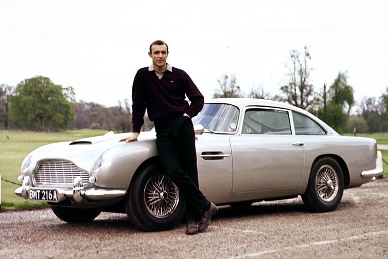 إطار خال لإحدى اللوحات المسروقة من متحف جاردنر بمدينة بوسطن الأمريكية