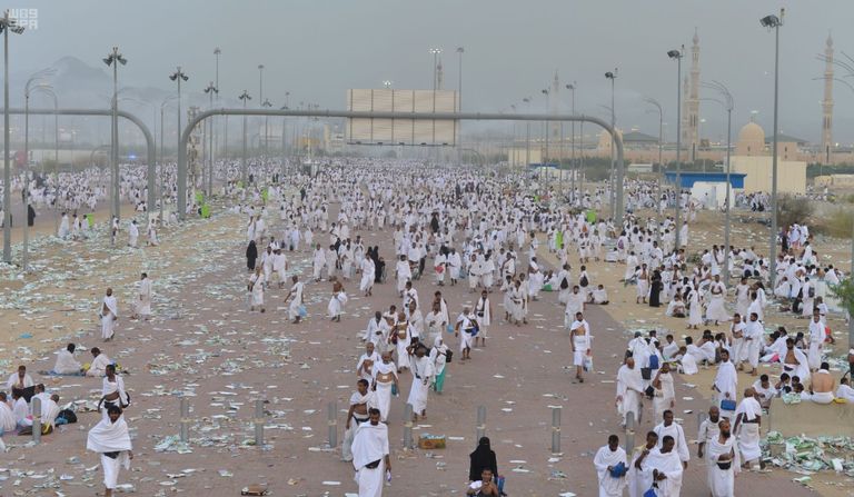 حجاج بيت الله الحرام