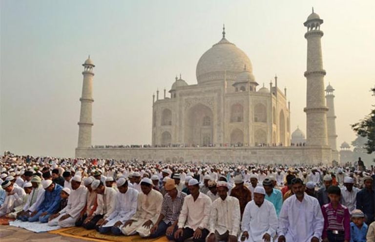 بالصور.. عيد الأضحى في الهند