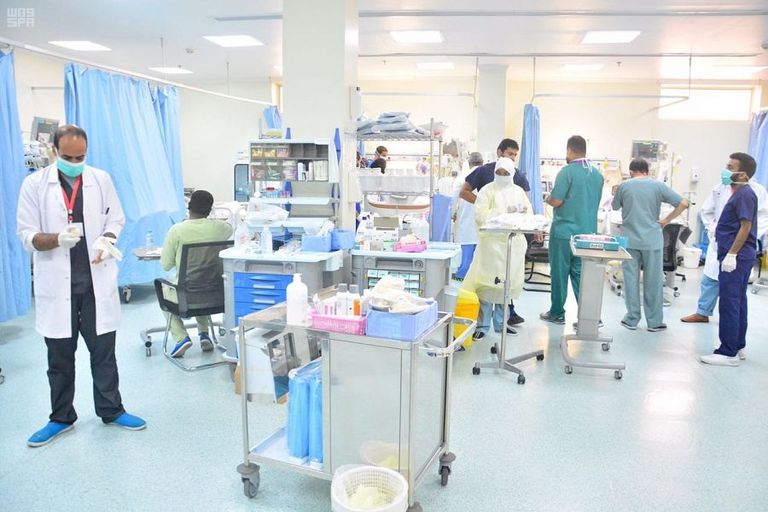 الكشف الطبي على الحجاج