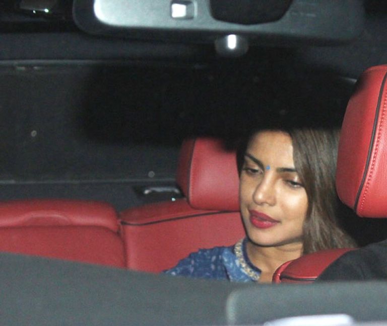 بريانكا شوبرا مع كبير نجوم بوليوود ديليب كومار