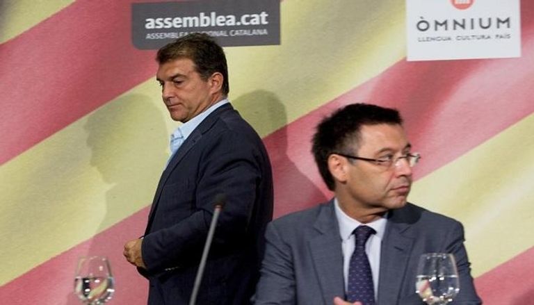 رئيس برشلونة الأسبق ينضم لحملة سحب الثقة من بارتوميو