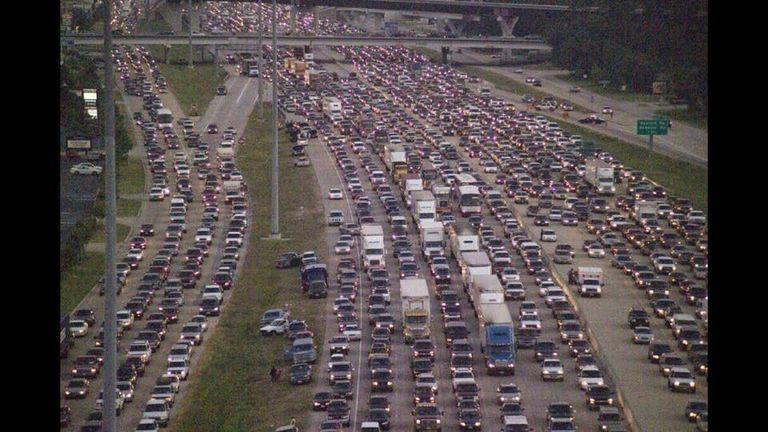 الهروب الكبير لسكان فلوريدا