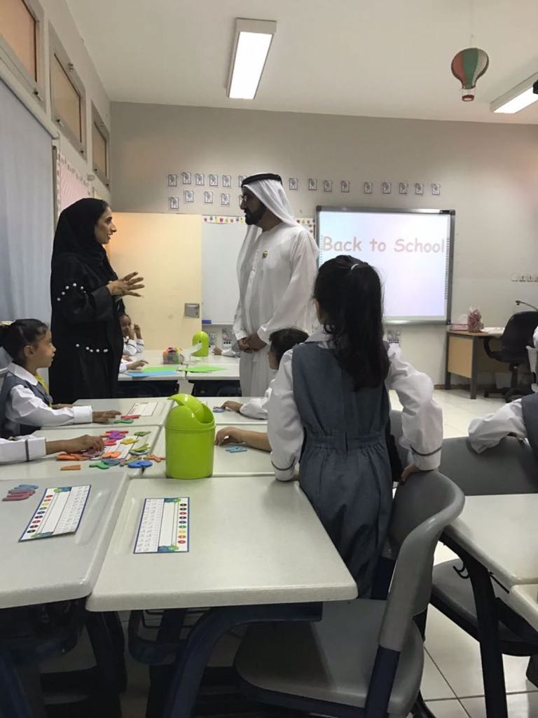 الشيخ محمد بن راشد آل مكتوم خلال الجولة