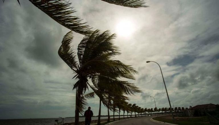 إعصار إرما يستعد لاجتياج فلوريدا