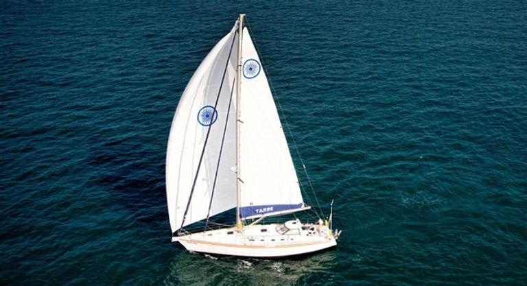 طاقم النساء الهندي