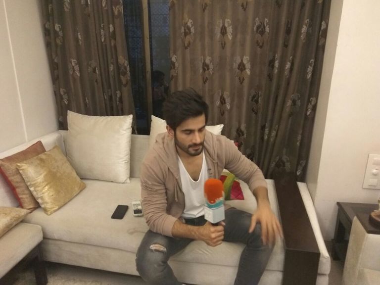 كاران تاكر ملك الدراما الهندية