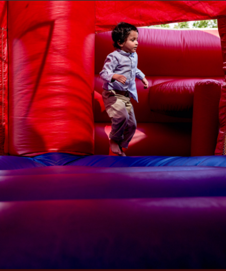 مأدبة غداء على شرف مواطني الإمارات في السفارة بواشنطن