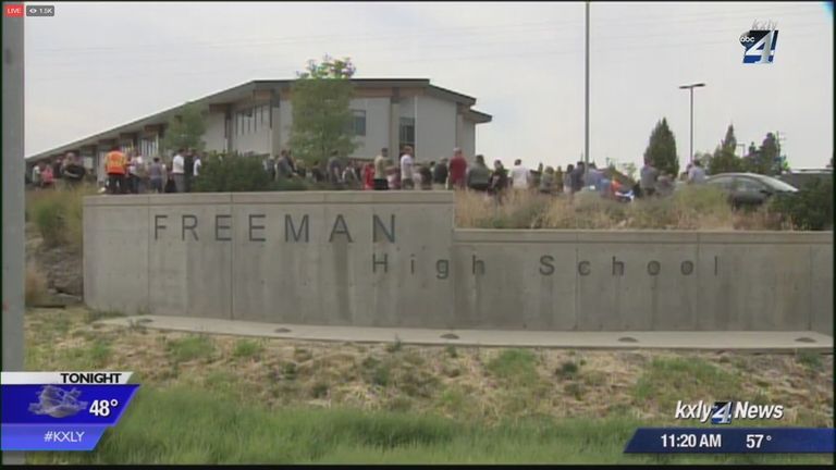 المدرسة التي تم بها إطلاق النار في ولاية واشنطن (سي إن بي سي)