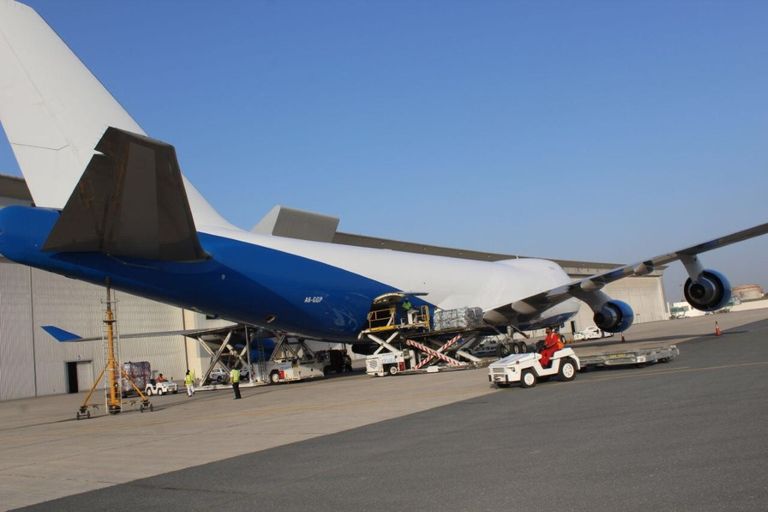 طائرة مساعدات خاصة تتوجه إلى للاجئي الروهينجا في بنغلاديش