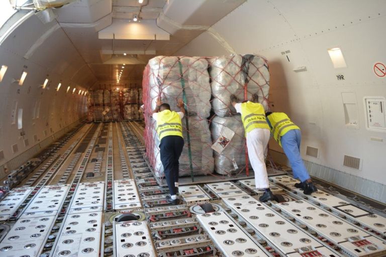 طائرة مساعدات خاصة تتوجه إلى للاجئي الروهينجا في بنغلاديش