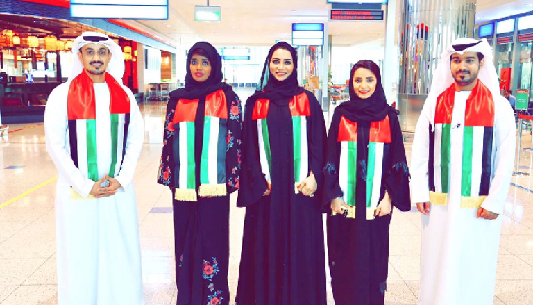 الوفد الإماراتي المشارك في الملتقى الإعلامي الشبابي بالكويت