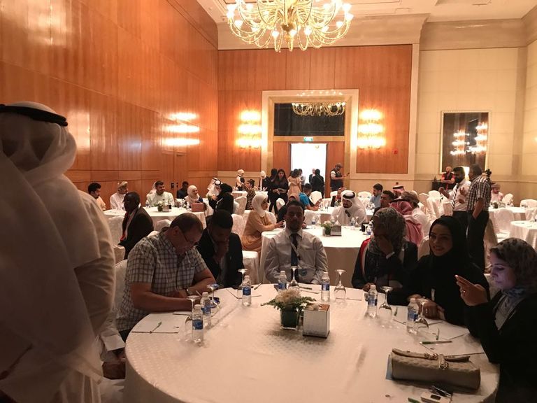 الوفد الإماراتي المشارك في الملتقى الإعلامي الشبابي بالكويت