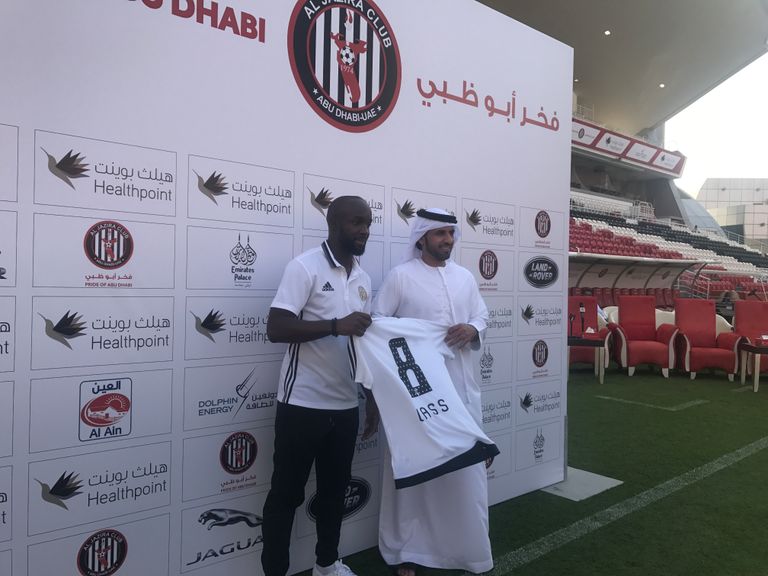 الجزيرة يقدم لاعبيه الجدد