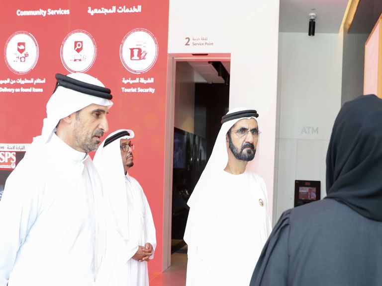 الشيخ محمد بن راشد آل مكتوم يفتتح مركز الشرطة الذكية