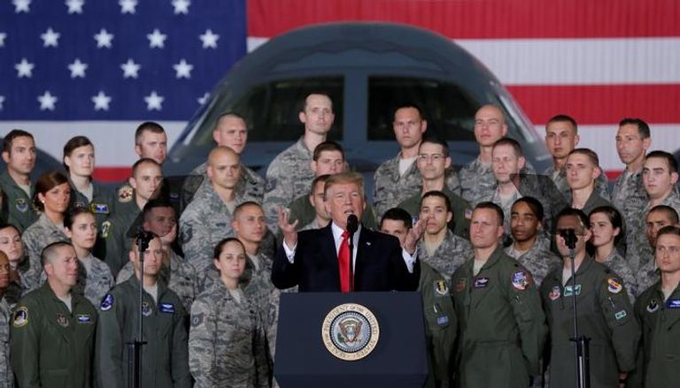 ترامب أثناء خطابه في قاعدة أندروز الجوية 