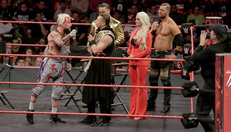 ذا ميز يوبخ إنزو أموري على مقاطعته