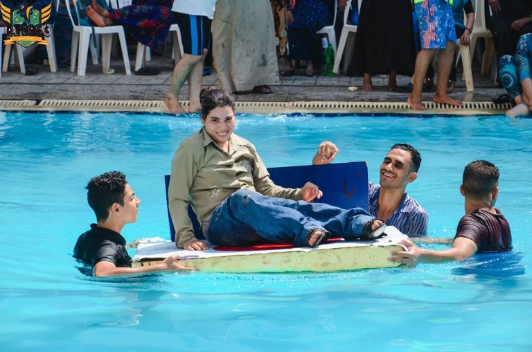 الألعاب المائية تعيد البسمة لمرضى ومسنين بصعيد مصر
