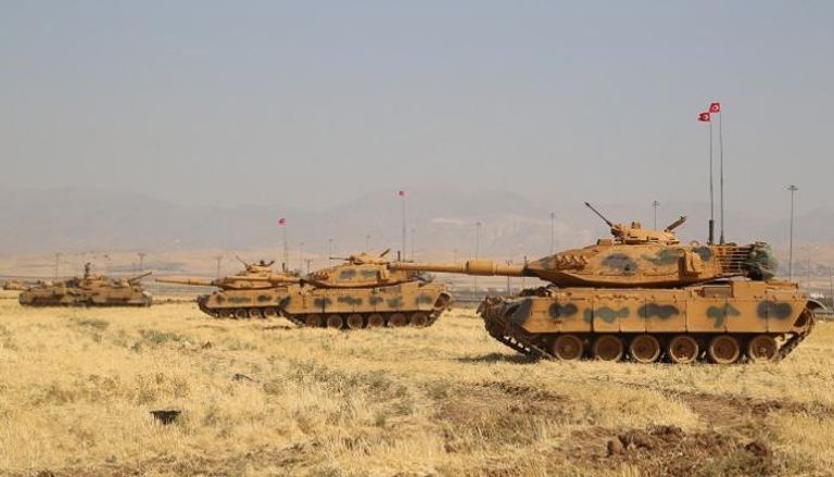 دبابات تركية على حدود العراق - أ. ف. ب