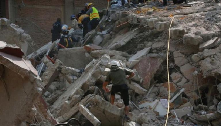 مقتل 93 على الأقل في زلزال بالمكسيك