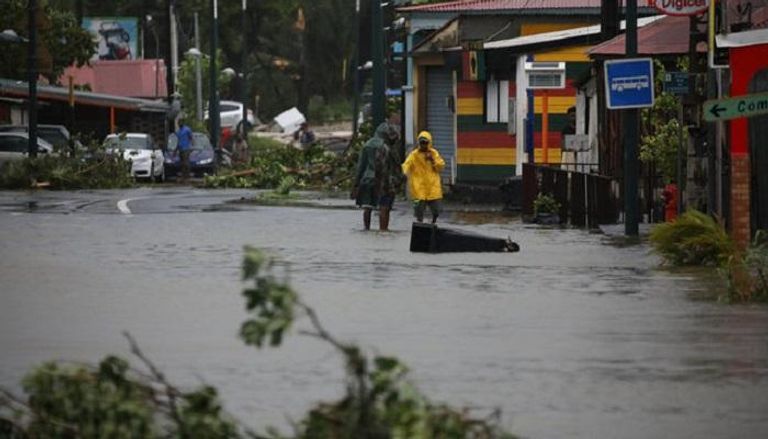 صور للإعصار ماريا في جزيرة دومنيكا