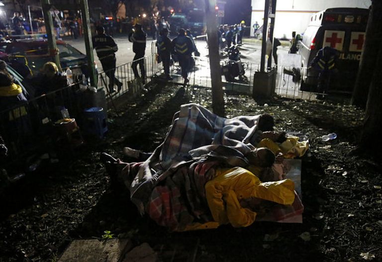 البحث عن ناجين في زلزال المكسيك