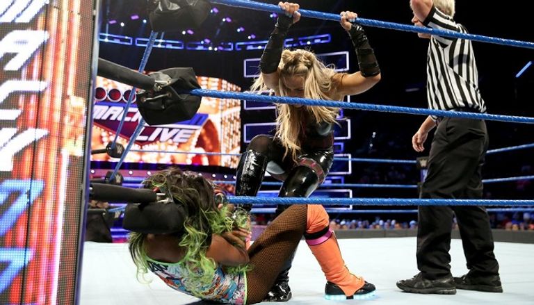 الحكم يعلن فوز نتاليا