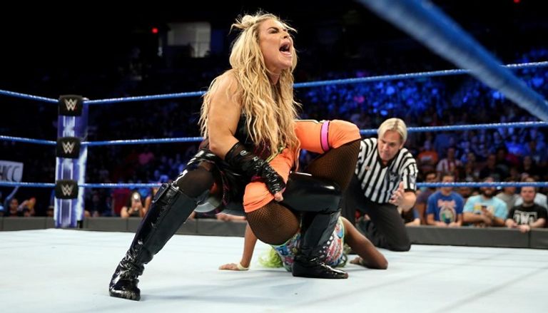 الحكم يعلن فوز نتاليا