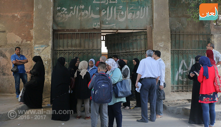 أكثر من 20 مليون طالب توجهوا إلى المدارس صباح الأحد